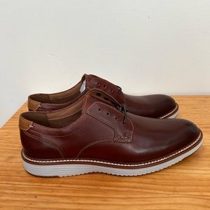 Johnston & Murphy men’s shoes. Hodges size 9. Brand new.